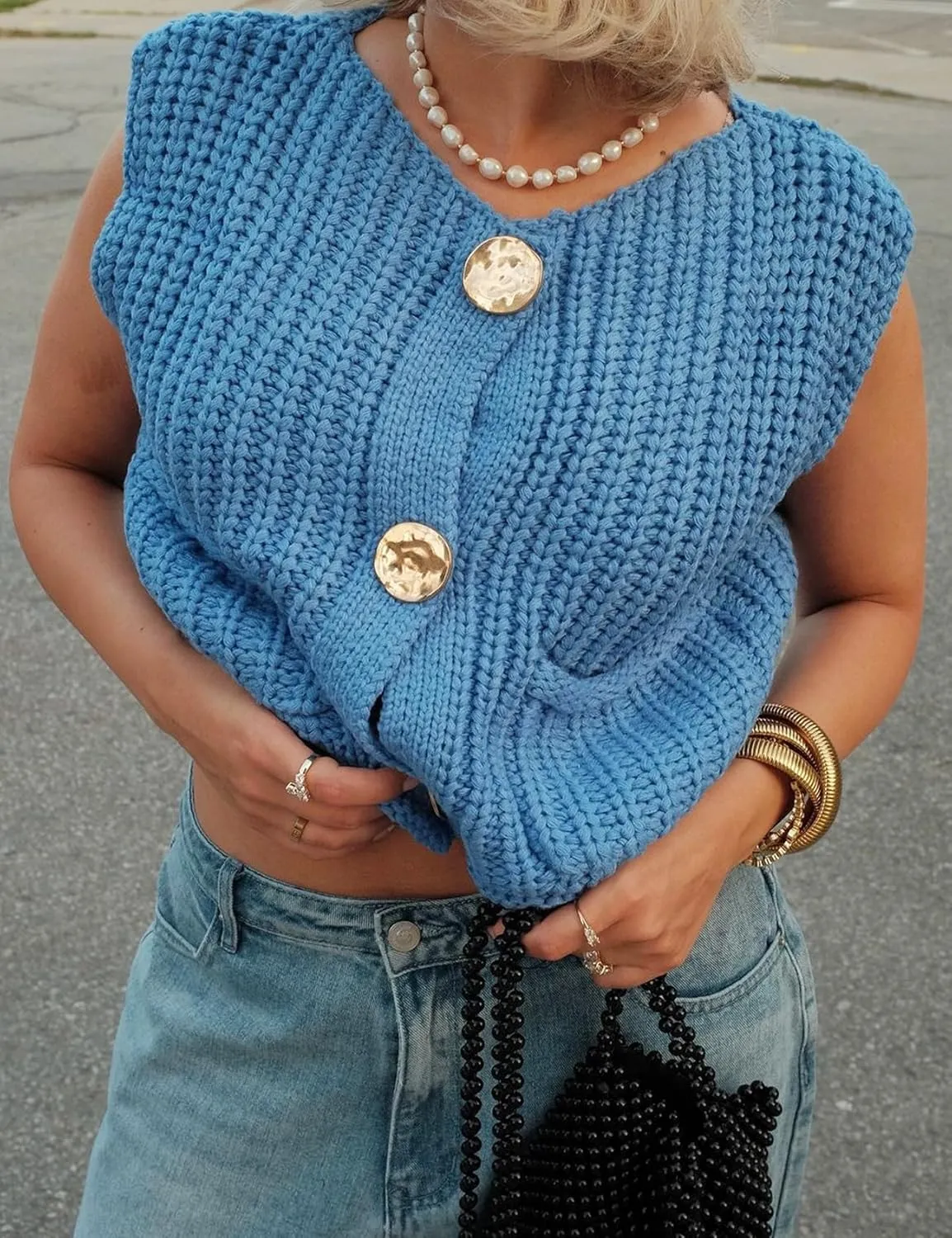 Arssm Women Button Down Sweater Vest Sleeveless Crop Knit Cardigan Cropped Knitted Sweater Vest with Pockets