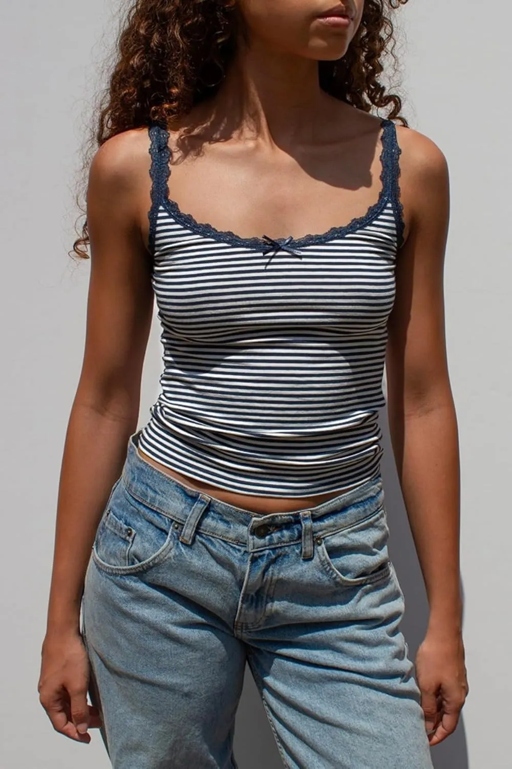 BAIGRAM Women Y2K Going Out Striped Camisole Tops Lace Patchwork Scoop Neck Spaghetti Strap Crop Tank Tops Cute Coquette