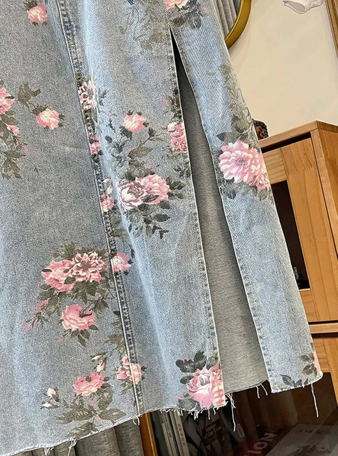 CHARTOU Women Floral Print Long Denim Jean Skirt Printed Midi A Line Skirt Side Slit Denim Jean Flare Skirt