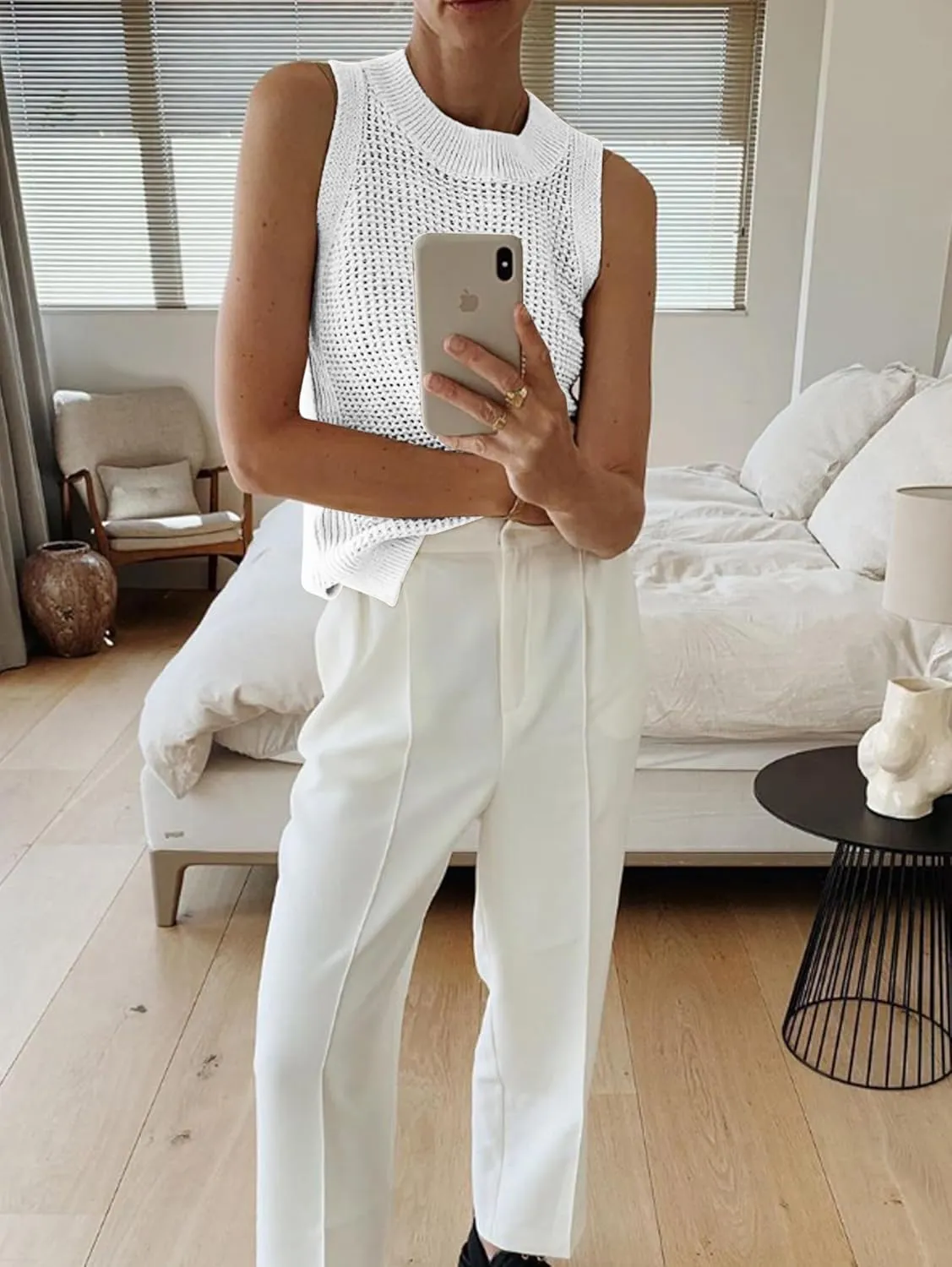 Famulily Women's Summer Knit Tank Top Sleeveless Hollow Out Tops Round Neck Crochet Knitted Cami Shirts