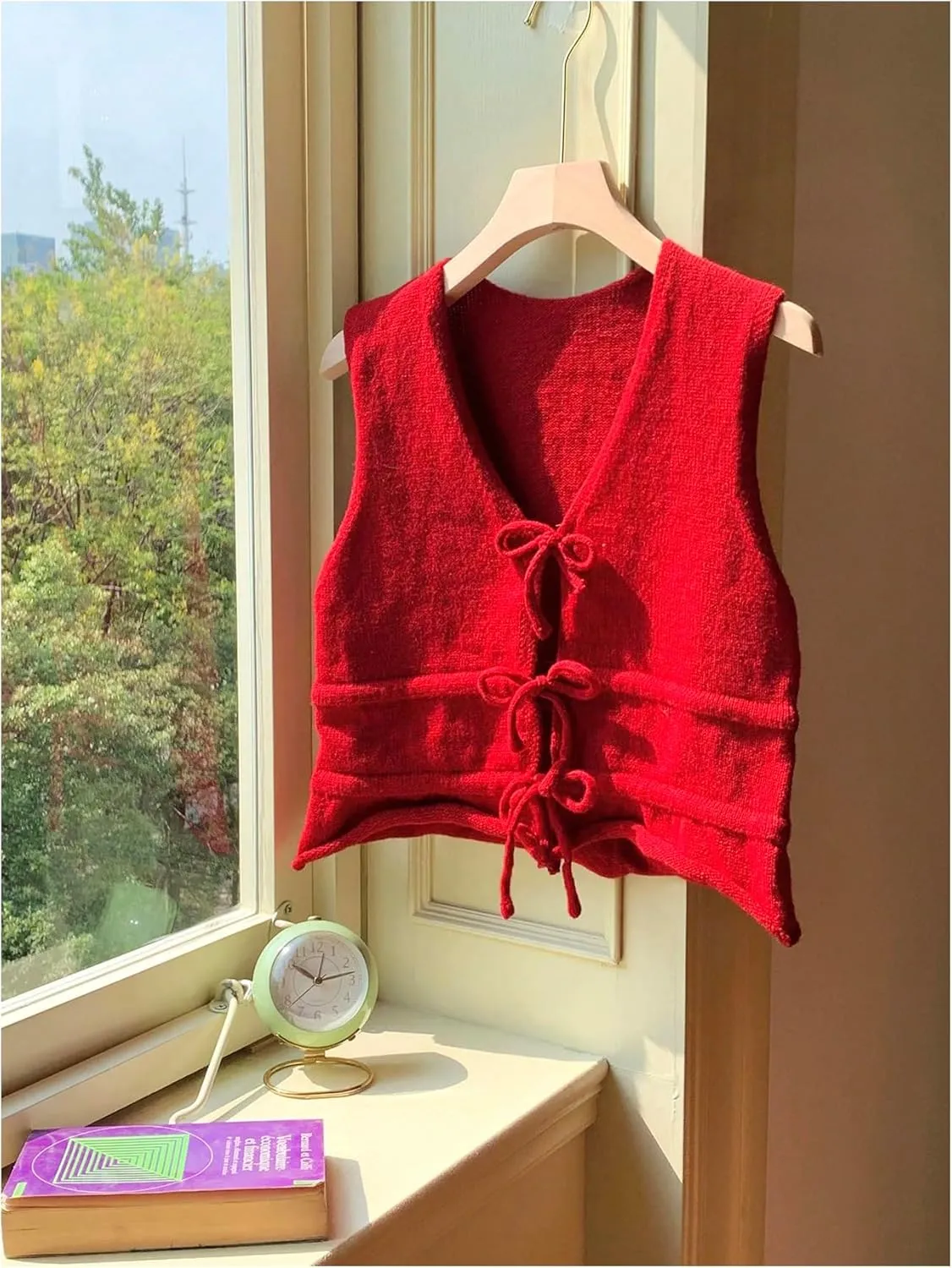 GORGLITTER Women's Bow Tie Front Vest Top Sleeveless V Neck Knit Sping Tops 2025