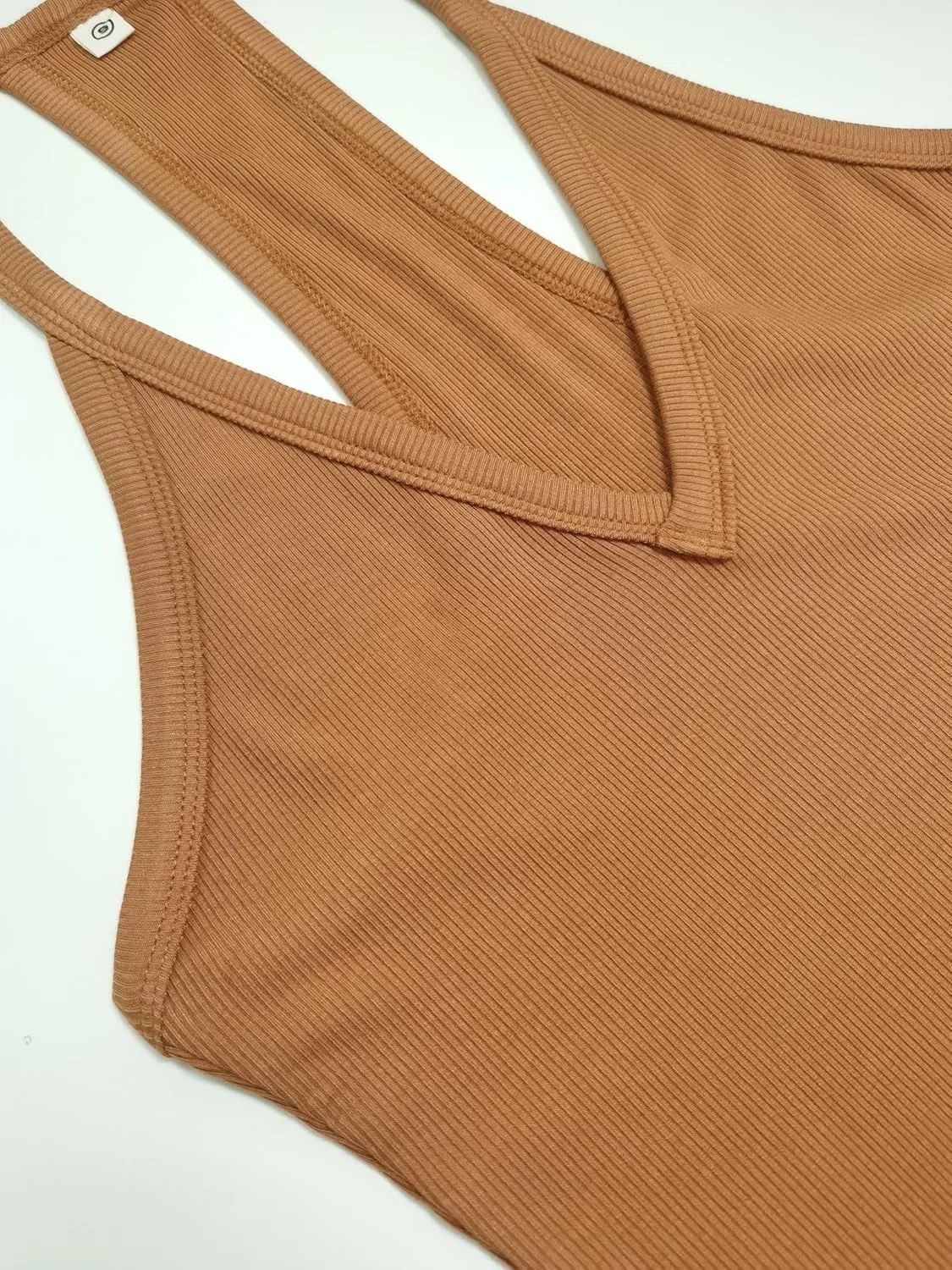 iGENJUN Workout Tops for Women Racerback Basic Tank Summer 2024 Camisole V Neck Slim Fit Ribbed Sleeveless