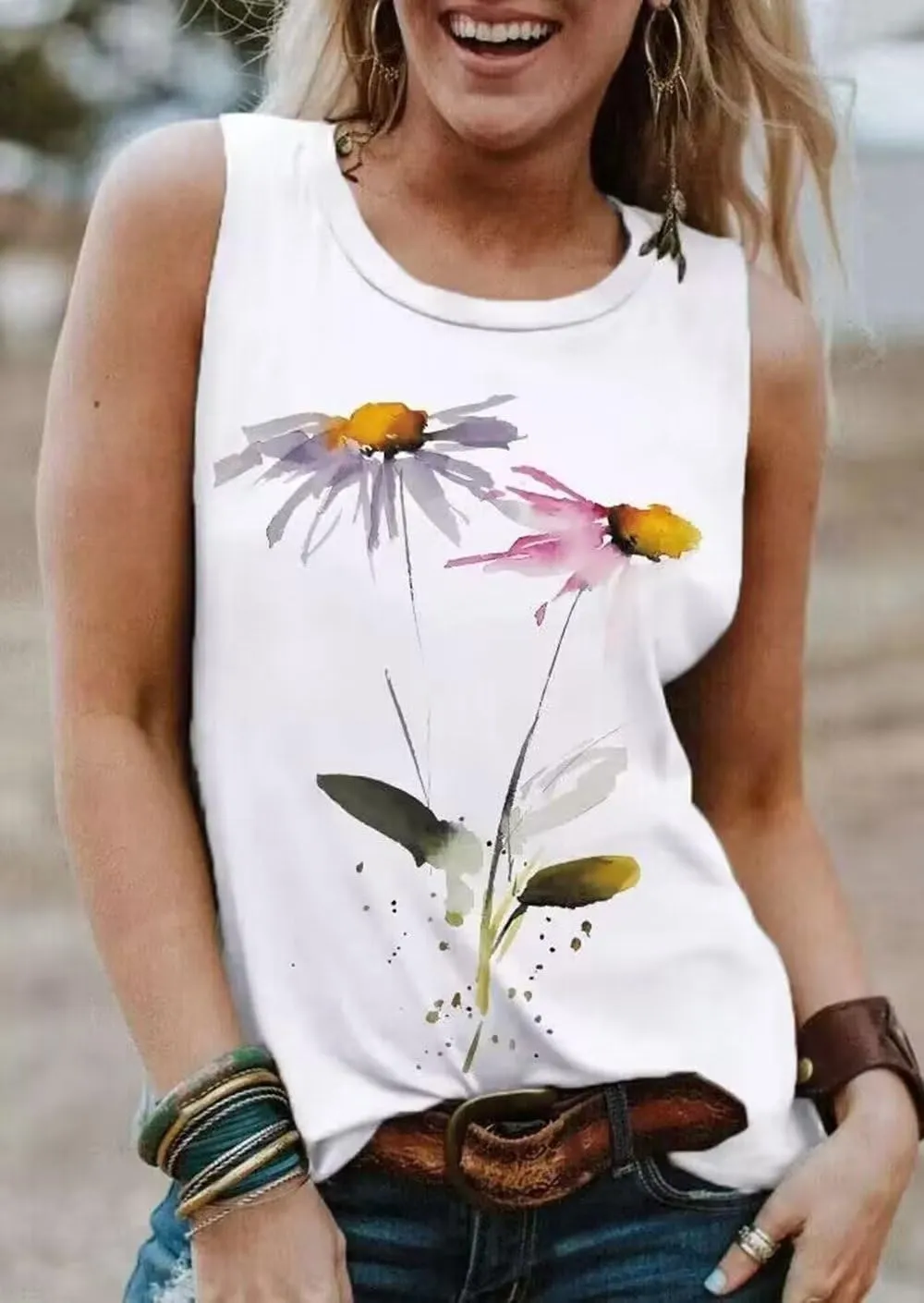 Mandala Tank Tops for Women Lotus Flower Vintage Graphic Shirt Vest Summer Casual Vacation Mandala Tank Tee Cami