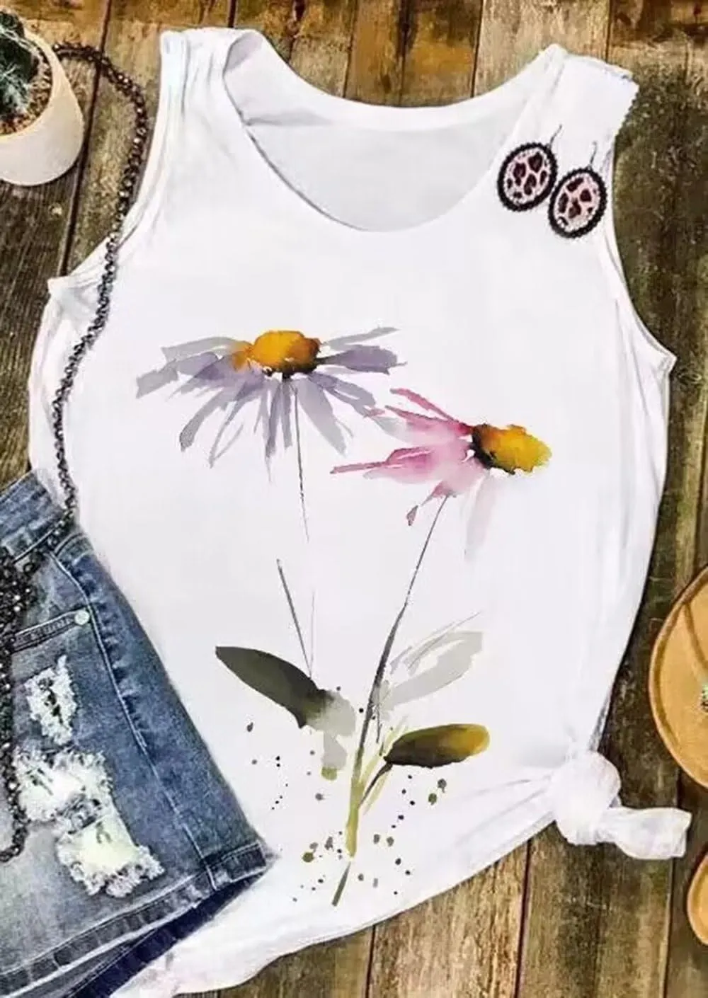 Mandala Tank Tops for Women Lotus Flower Vintage Graphic Shirt Vest Summer Casual Vacation Mandala Tank Tee Cami