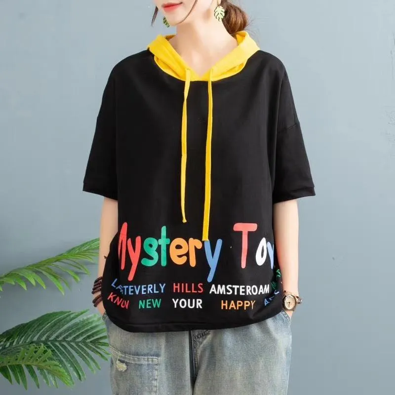 Mystery Town Colourful Hooded T-shirt
