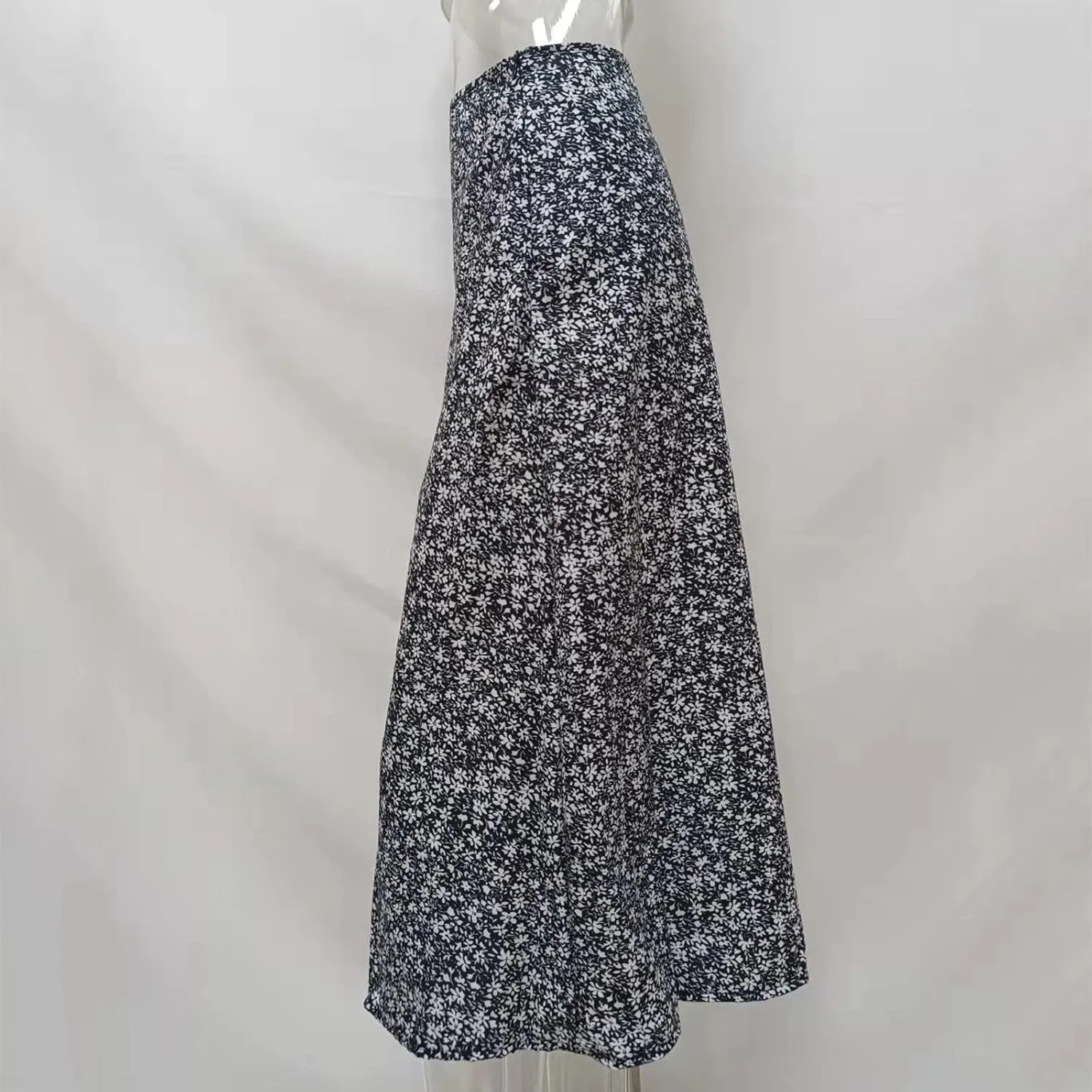 Skirts for Women Trendy Y2K Spring Summer Boho Floral Print High Waist Flowy Split A Line Bohemian Style Maxi Skirt