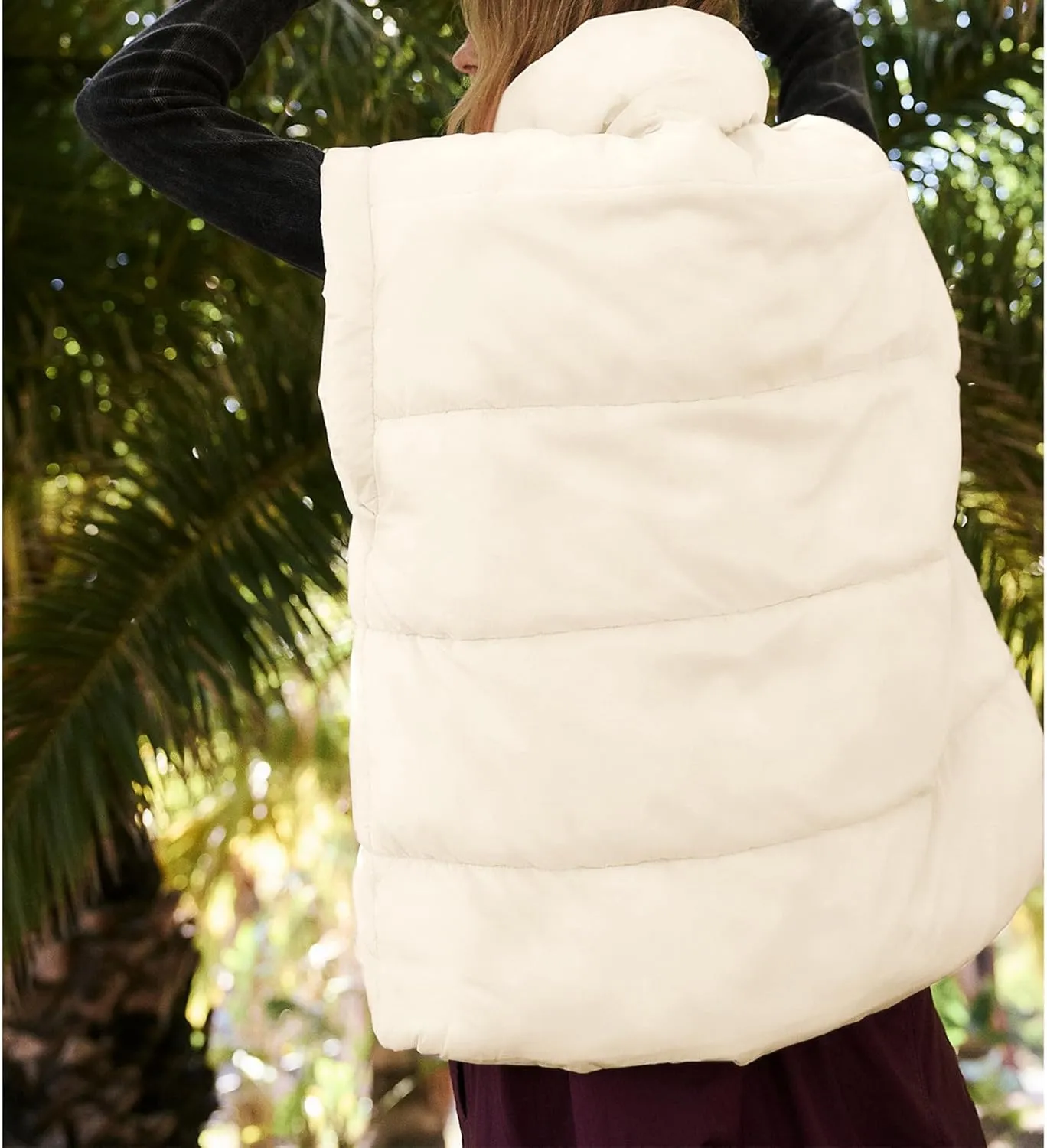 Songling Womens Oversized Puffer Vest Stand Collar Full Zip Sleeveless Bubble Puffer Vest Quilted Padded Warm Coat Outwear