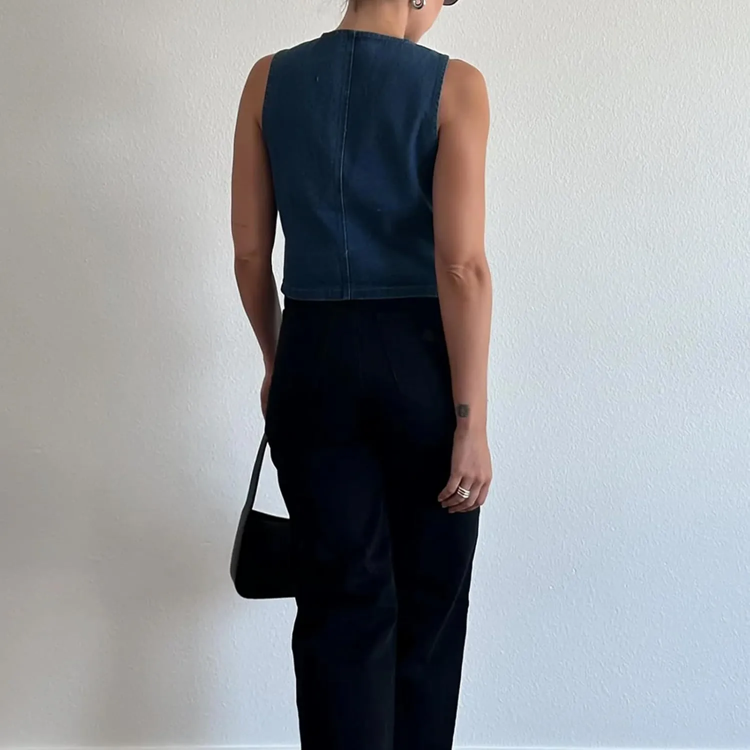 Women Y2K Denim Button Down Vest Vintage Deep V Neck Front Tie-Up Jean Waistcoat Jacket Cropped Tank Tops Streetwear