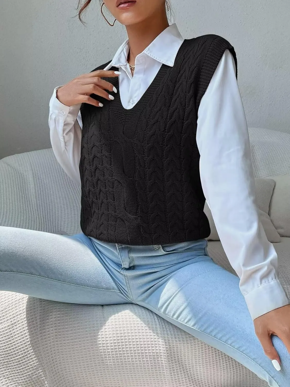 Women's Casual V Neck Cable Knit Sweater Vest Solid Sleeveless Tank Tops Women Vest