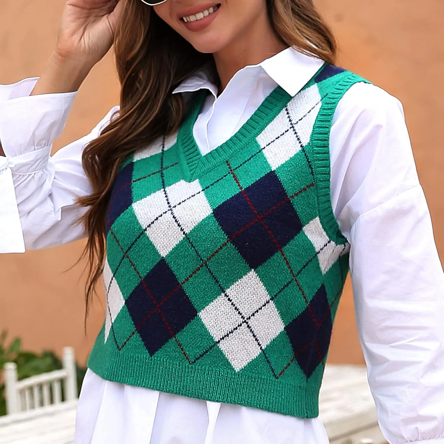 Women's Fashion Cropped Sweater Vest College Style Sleeveless Vest