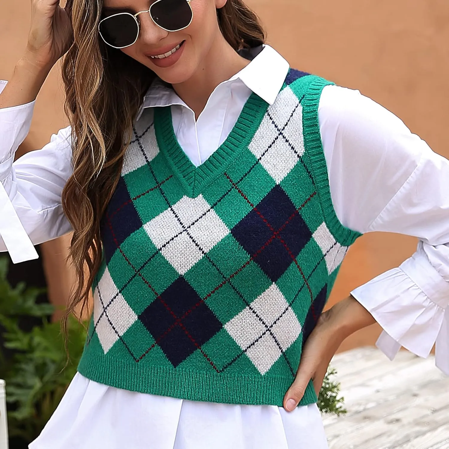 Women's Fashion Cropped Sweater Vest College Style Sleeveless Vest